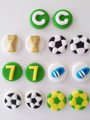 Apliques brigadeiros tema futebol