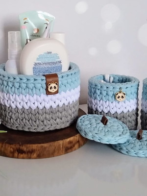 Kit higiene bebê em crochê com fio de malha azul