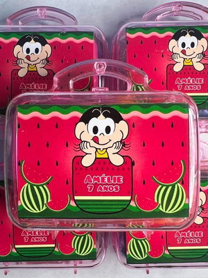 Mini maleta mais massinha e molde magali