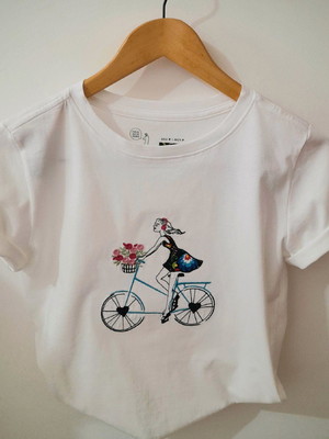 Camiseta bordada