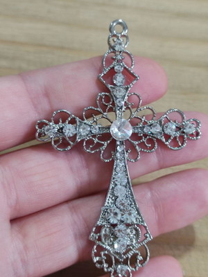 Crucifixo 7,5x5cm níquel