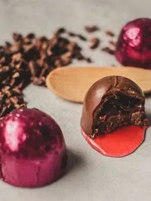 Caixa com 12 trufas recheadas drágea de licor