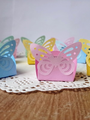 100 forminhas para doces - borboletas