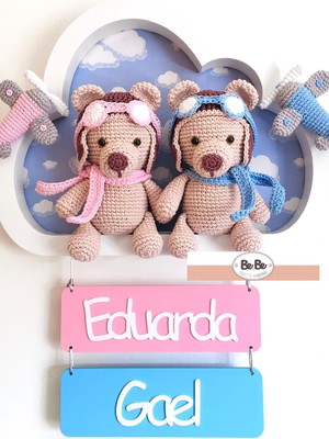 Enfeite de porta maternidade gêmeos com led ursinhos irmãos