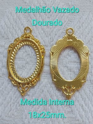 Medalhão p/camafeu /dourado vazado 18x25mm./4pçs.