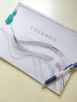 Desk planner mensal datado 2025