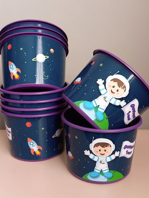 Balde de pipoca personalizado astronauta
