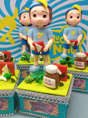Caixinhas cenário de lucas netto em biscuit