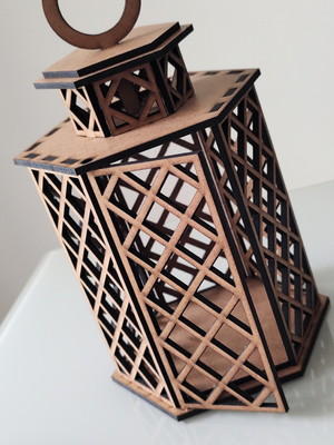 Lanterna marroquina em mdf 20 cm
