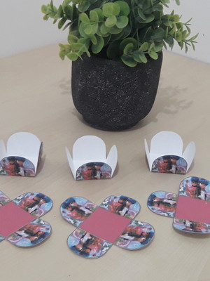 Forminhas de brigadeiro personalizadas.
