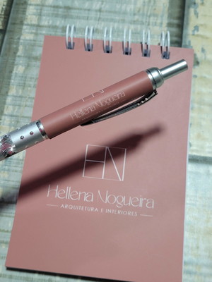 Kit bloquinho e caneta com logo