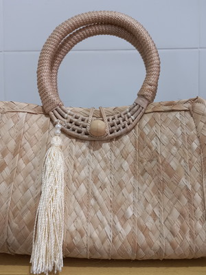 Bolsa de palha moda praia com tassel bege