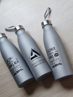 Garrafa alumínio personalizada 750ml