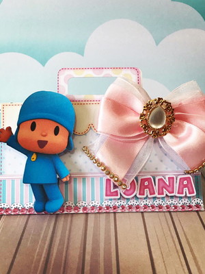 Caixa malinha boleada pocoyo menina,