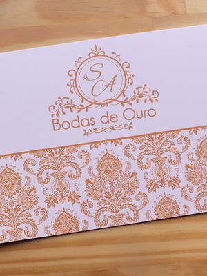 Convite bodas de ouro - bodas de prata , porcelana, madeira.