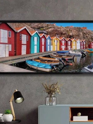 Quadro decorativo slim barcos e casas coloridos-31x64cm