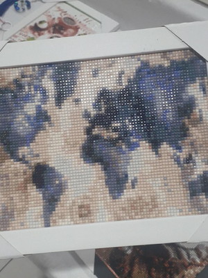 Quadro mapa mundi - pintura de diamante - 15 x 20 cm