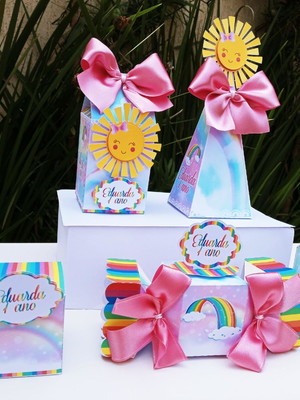Kit 20 lembrancinhas personalizadas arco íris