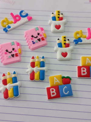 Apliques escolar variados emborrachados kit com 10 unidades
