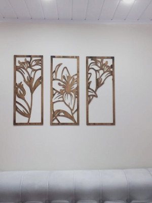Trio lírios em mdf 50x20cm betume da judeia