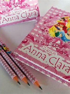 Caderno brochura pequeno 1/4 personalizado
