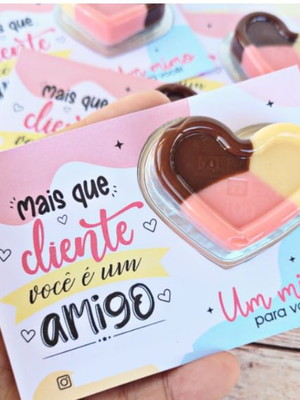 Card com docinho- mimo cliente