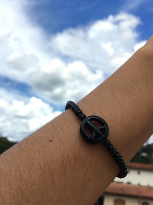 Pulseira paz preta ajustavel