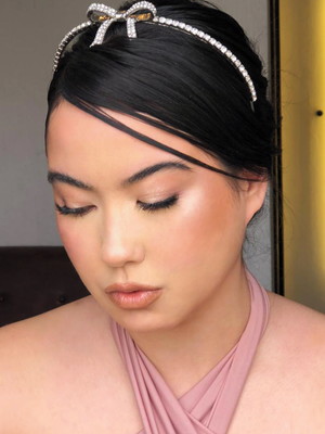 Tiara prateada strass com laço - audrey