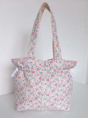 Bolsa de tecido com zíper e cordão