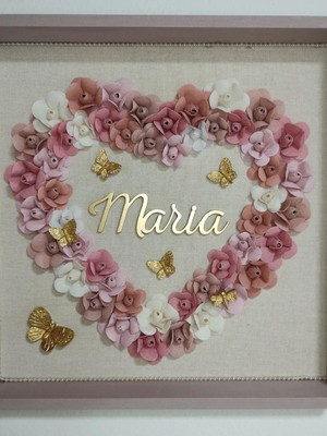 Quadro porta maternidade floral camélias