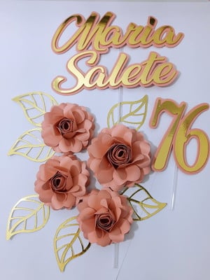 Topo de bolo com flores