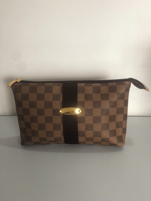 Necessaire sintetico