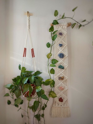 Painel chakras e suporte para planta