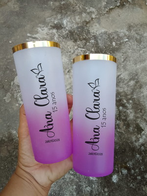 Copos degradê roxo personalizados 15 anos