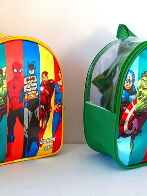 Mochila personalizada plástico cristal vingadores