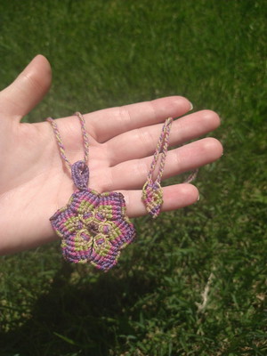 Colar macrame mandala pequeno