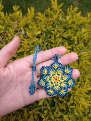 Colar macrame mandala grande