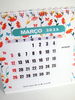 Calendário de mesa 2024