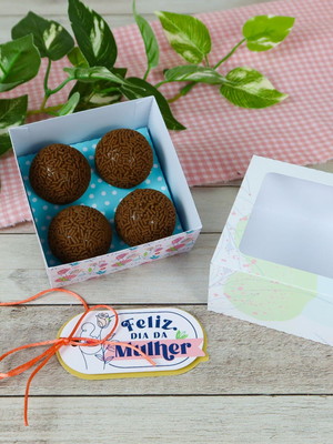 Caixa para 4 doces dia da mulher