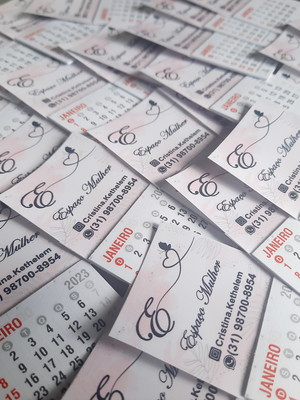 Mini calendários com imã