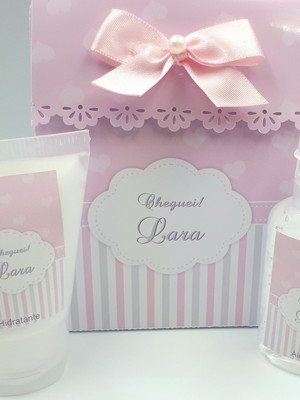 Kit higiene personalizado: álcool giovanna baby + hidrante