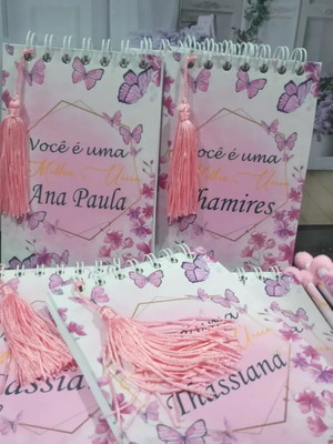 Bloquinhos personalizados com lápis