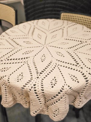 Toalha de mesa de crochê