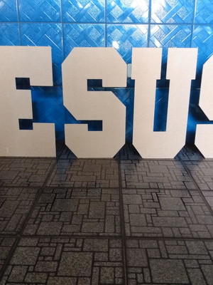 Letreiro de chão em mdf pintado jesus