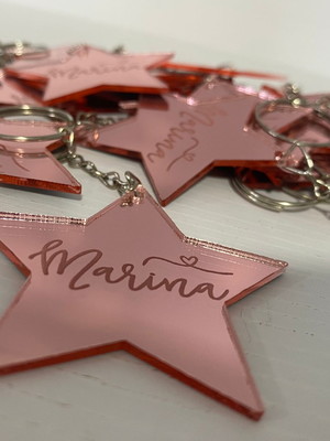 Chaveiro em acrílico estrela personalizado