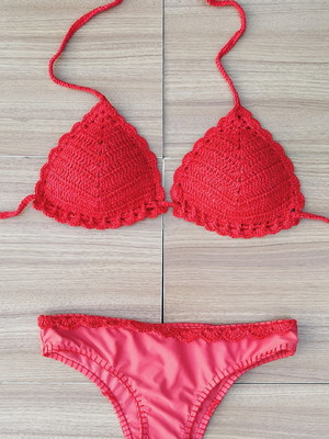 Biquíni de crochê vermelho 2