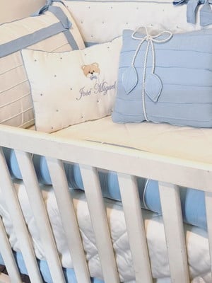 Kit berço off white com cores a escolha