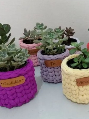 Mini cachepô com etiqueta personalizada