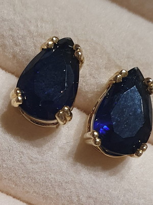 Brinco banhado com cristal azul bic