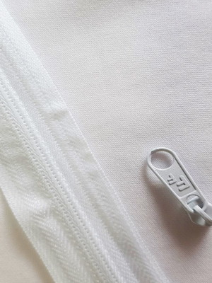 Zíper de nylon n3 com 20 metros + 25 cursores branco
